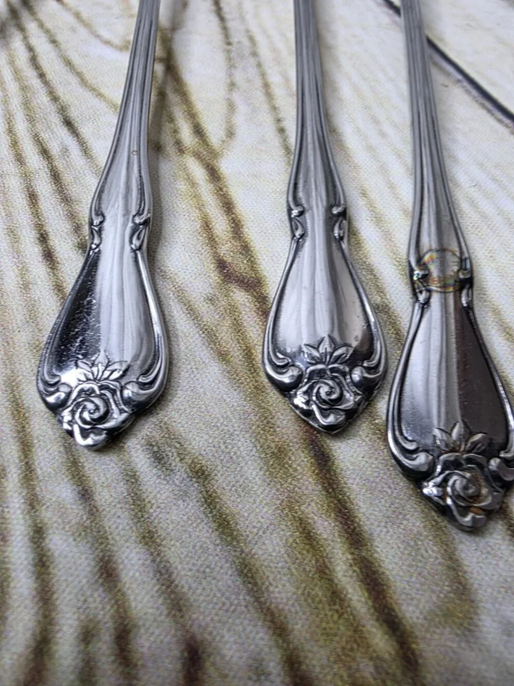 5 Oneida LASTING ROSE  Condiment Pickle Olive Forks 6 Inch